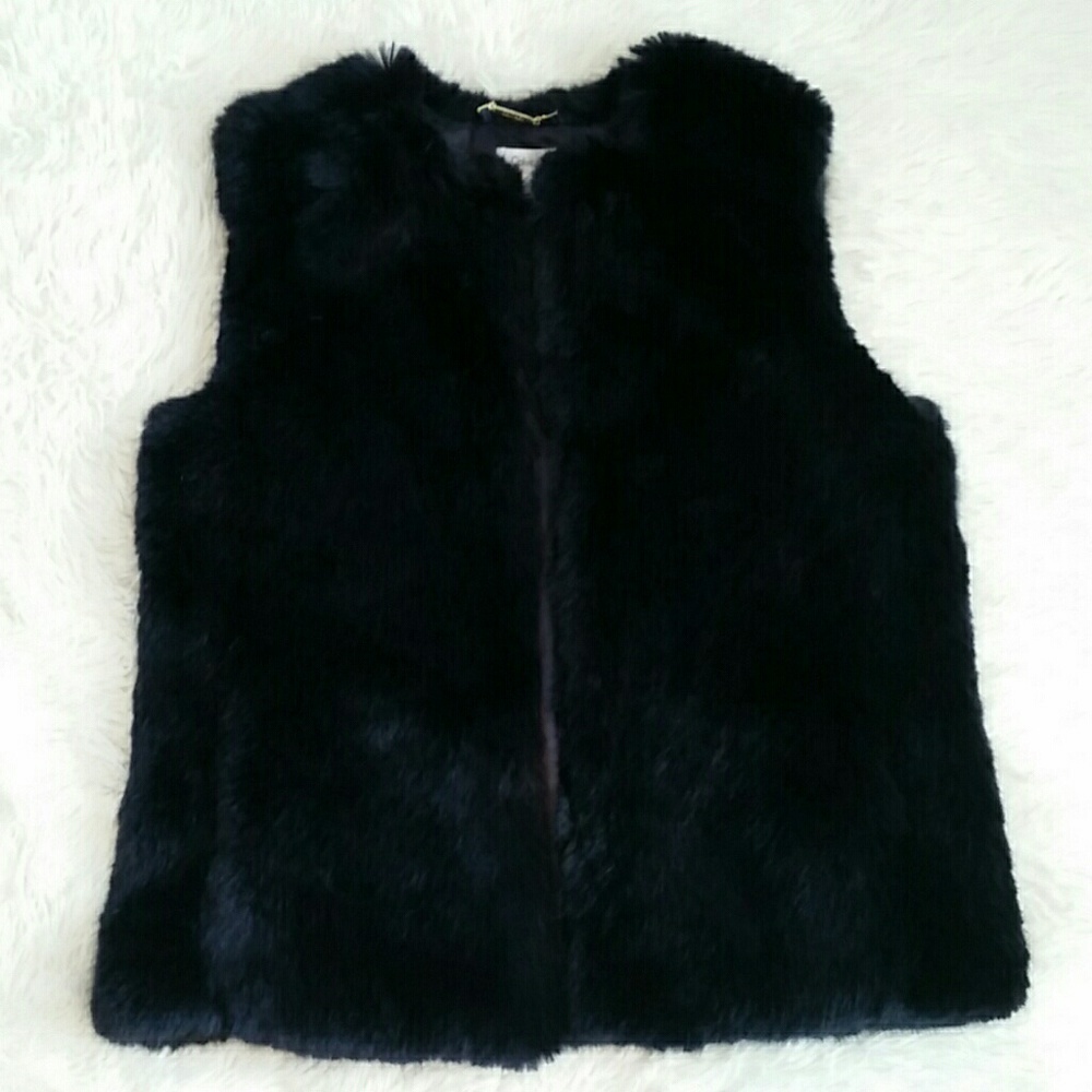 NWT Faux Fur Vest